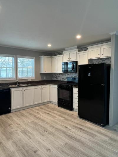 Mobile Home at 6255 S. Telegraph Rd. #222 Erie, MI 48133