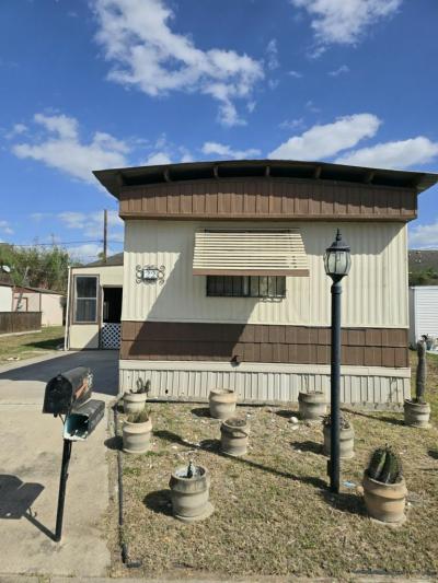 Photo 2 of 3 of home located at 201 S. Taylor #22 McAllen, TX 78501