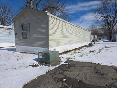 Mobile Home at 2452 Beverly Flint, MI 48504