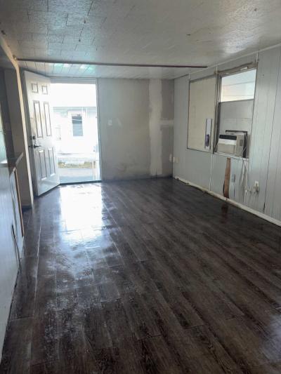 Photo 5 of 16 of home located at 2381 Gulf To Bay Blvd Lot 156 Clearwater, FL 33765