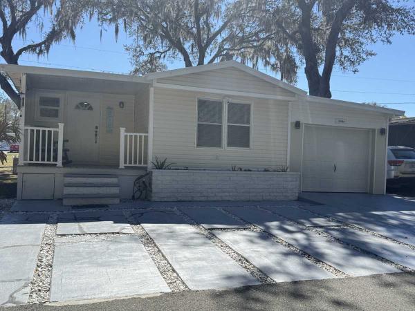 Photo 1 of 2 of home located at 38044 Wren Rd Zephyrhills, FL 33540