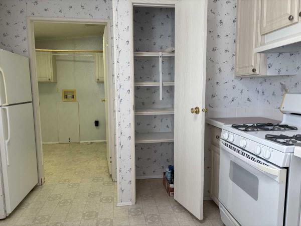 2000 Homes of Merit Mobile Home