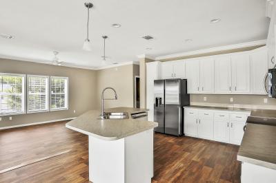 Photo 5 of 39 of home located at 5409 Wilson Drive Port Orange, FL 32127