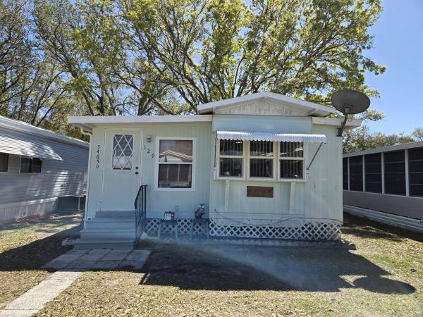 1984 PARK Mobile Home For Sale