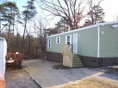 Mobile Home at 74 Debbie Terrace Berkeley Springs, WV 25411