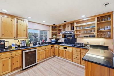 Photo 3 of 8 of home located at 1085 Tasman Dr. #861 Sunnyvale, CA 94089