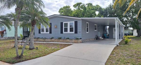 Photo 1 of 2 of home located at 8303 Desoto Drive Ellenton, FL 34222