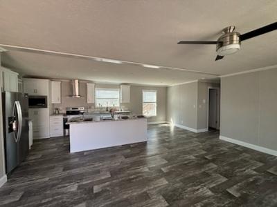 Photo 5 of 8 of home located at 7501 Edgehill Avenue Kansas City, KS 66109