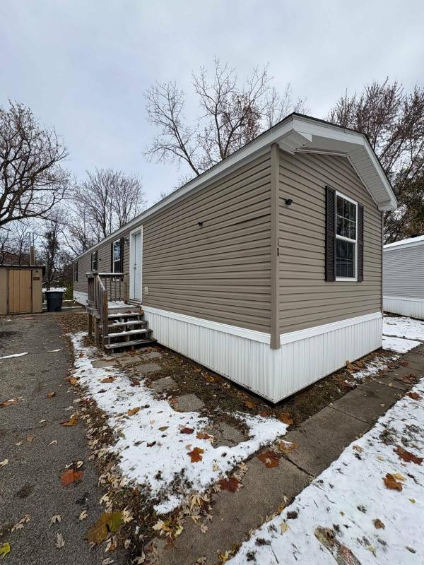 2022  Mobile Home For Sale