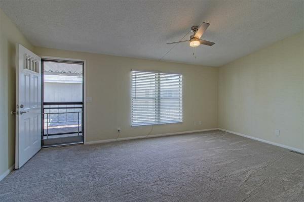 1990 Fleetwood Manufactured Home