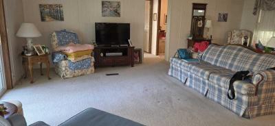 Photo 4 of 8 of home located at 21188 W. Spruce Drive Warrenton, MO 63383