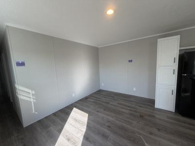 Photo 4 of 9 of home located at 475 North Maple Lot 17 Saline, MI 48176