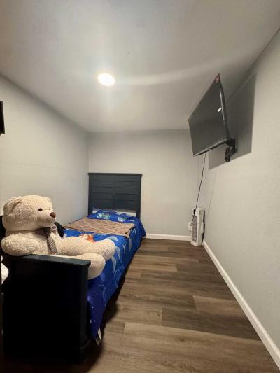 Photo 5 of 8 of home located at 1004 Masood Lane Orlando, FL 32833