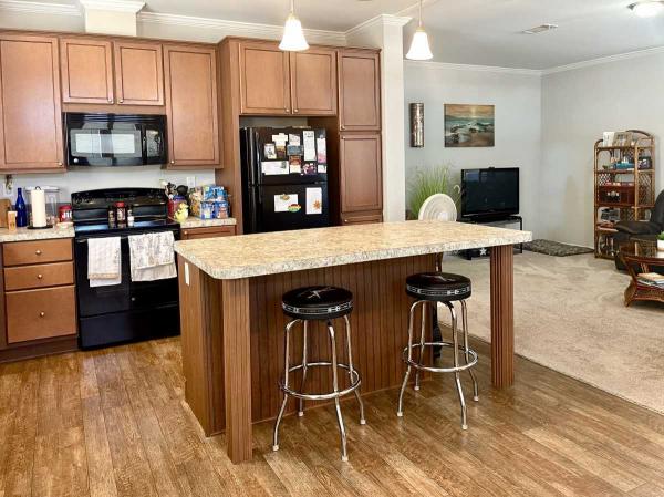  Mobile Home For Sale