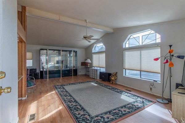 1989 Home Systems  Canyon Crest Manufactured Home