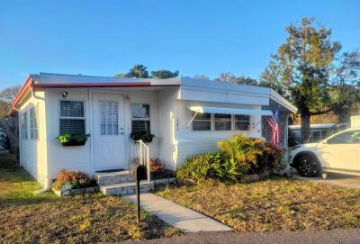 Photo 2 of 19 of home located at 28488 Us Highway 19th North Clearwater, FL 33761