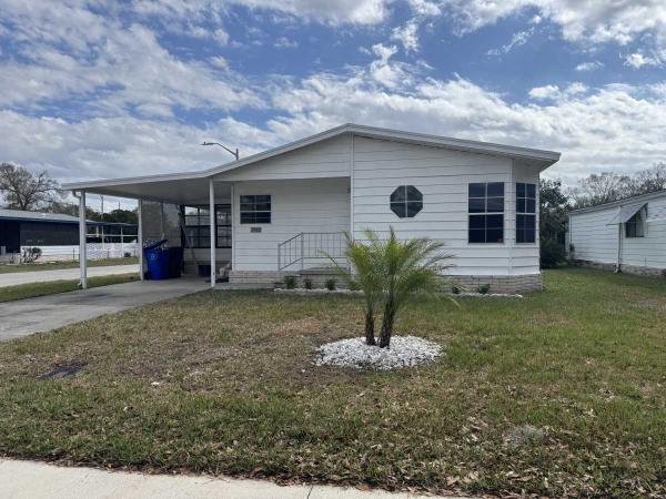 Photo 1 of 2 of home located at 1742 Aster Loop Lakeland, FL 33803