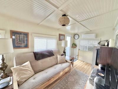 Photo 5 of 38 of home located at 201 S Greenfield Rd 246 Mesa, AZ 85206