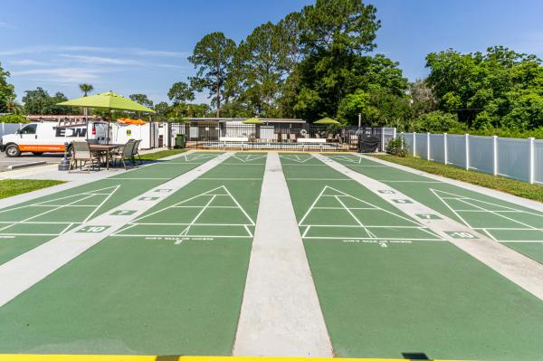 1981 Oakwood Manufactured Home