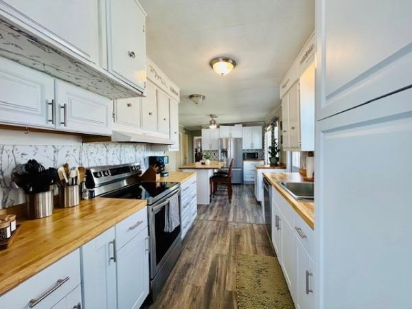 1973 Cavco Manufactured Home