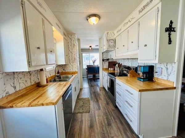 1973 Cavco Manufactured Home