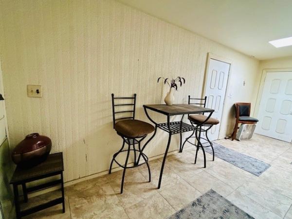 1973 Cavco Manufactured Home