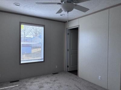 Photo 4 of 6 of home located at 239 E Heather Ct Highland, MI 48357