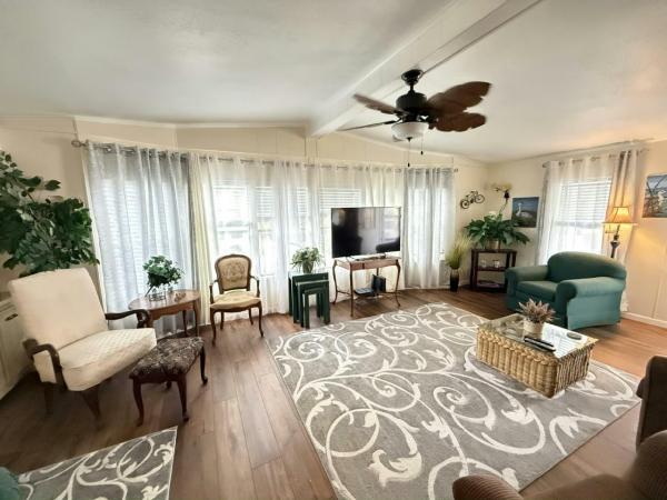 1983 PRES HS Manufactured Home