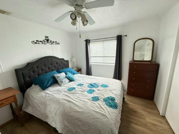 1983 PRES HS Manufactured Home