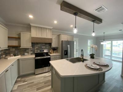 Photo 3 of 20 of home located at 1405 82nd Avenue, Site #264 Vero Beach, FL 32966