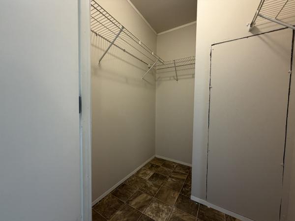 2011 Clayton UNK Mobile Home