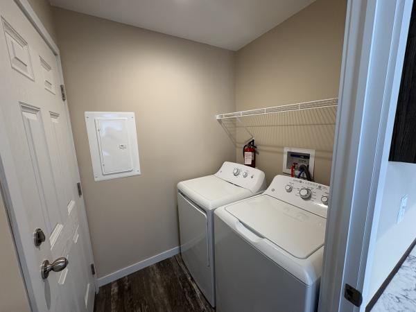 2022 Clayton 81RSH16663B Mobile Home