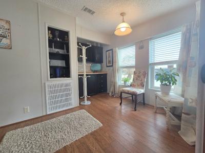 Photo 5 of 20 of home located at 935 Ridge Drive Auburndale, FL 33823