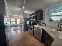 1999 Homes of Merit N/A Mobile Home