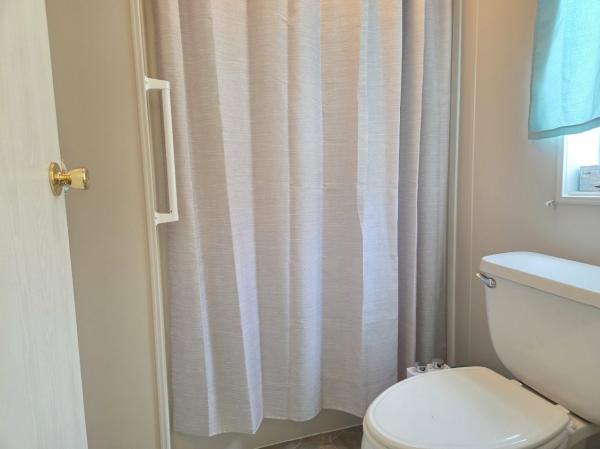 1999 Homes of Merit N/A Mobile Home