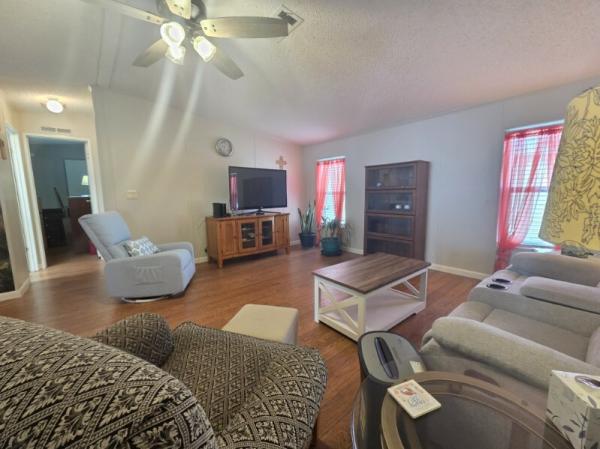 1999 Homes of Merit N/A Mobile Home