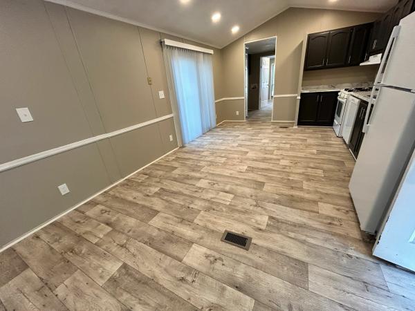 1988 Champion Chamberlain Mobile Home