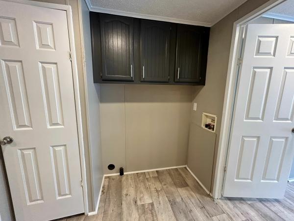 1988 Champion Chamberlain Mobile Home