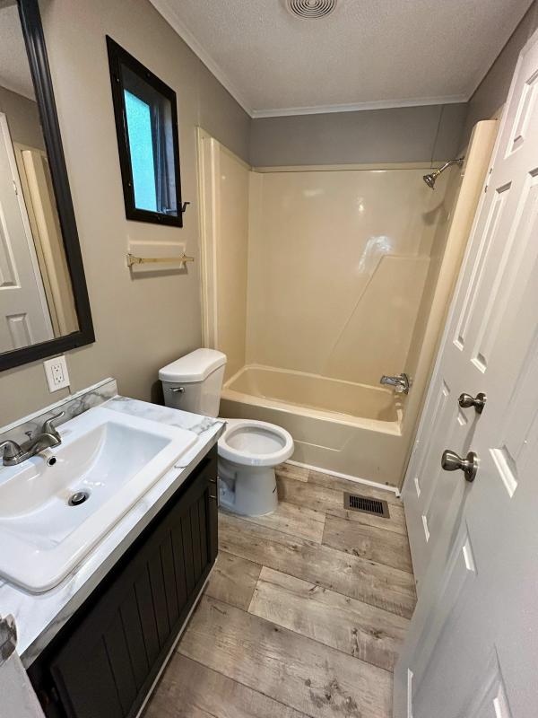 1988 Champion Chamberlain Mobile Home