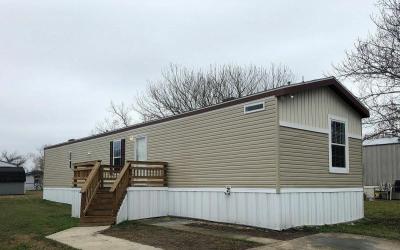 Mobile Home at 9605 W Us Highway 90 Lot #29 San Antonio, TX 78245