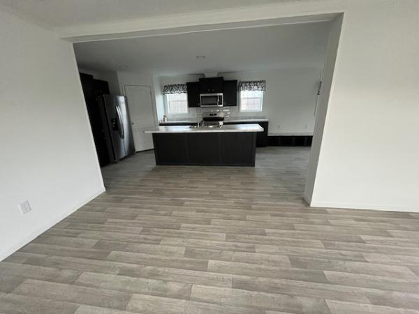 2025 COLONY 104 Mobile Home For Sale