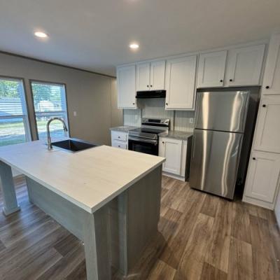 Photo 4 of 37 of home located at 2800 West Memorial Drive #0127 Muncie, IN 47302