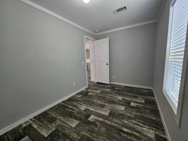 2024 Champion  LAKE MANOR  Home