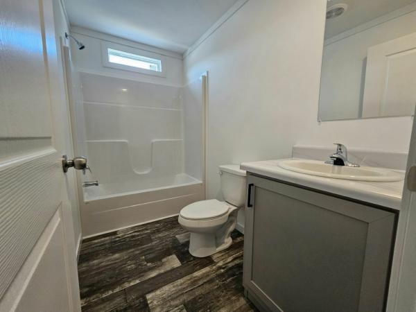 2024 Champion  LAKE MANOR  Home