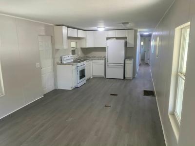 Photo 2 of 13 of home located at 4 Crest Ave Mount Dora, FL 32757