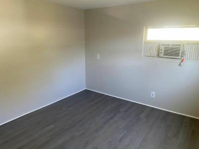 Photo 5 of 13 of home located at 4 Crest Ave Mount Dora, FL 32757