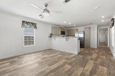 Photo 4 of 18 of home located at 532 Grady Avenue Lakeland, FL 33815