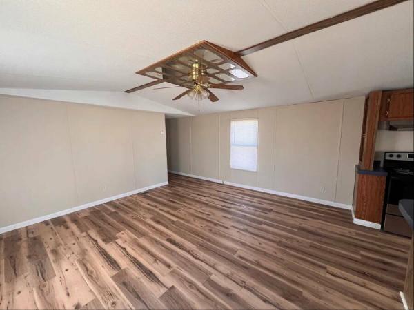 2000 SUN POINTE  Home