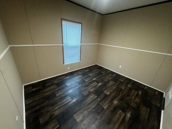 2022 170PX16763A  Home