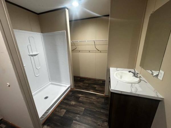 2022 170PX16763A  Home